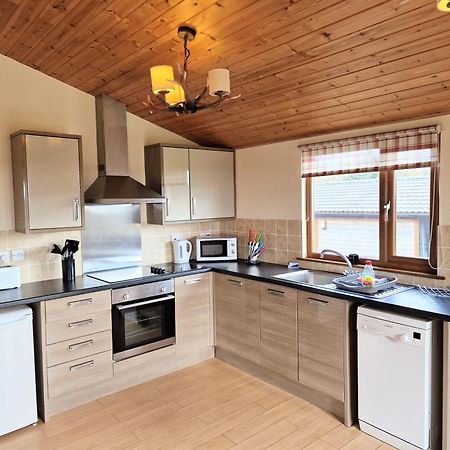 Вилла Lomond 5 With Private Hot Tub - Fife - Loch Leven - Lomond Hills - Pet Friendly Kelty Экстерьер фото