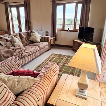 Вилла Lomond 5 With Private Hot Tub - Fife - Loch Leven - Lomond Hills - Pet Friendly Kelty Экстерьер фото