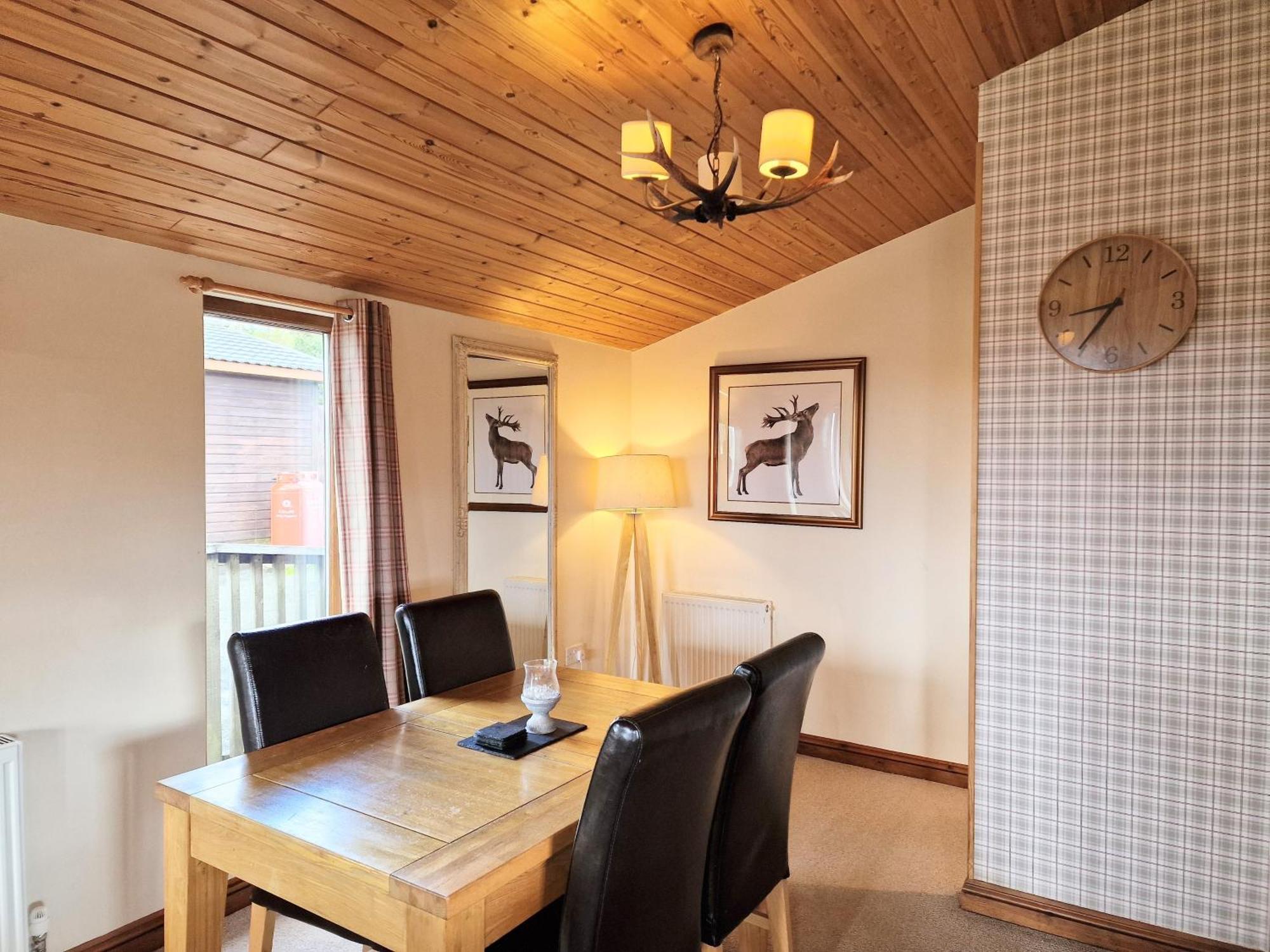 Вилла Lomond 5 With Private Hot Tub - Fife - Loch Leven - Lomond Hills - Pet Friendly Kelty Экстерьер фото