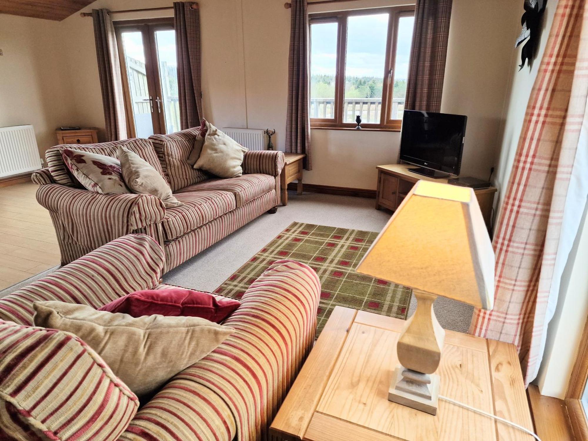 Вилла Lomond 5 With Private Hot Tub - Fife - Loch Leven - Lomond Hills - Pet Friendly Kelty Экстерьер фото