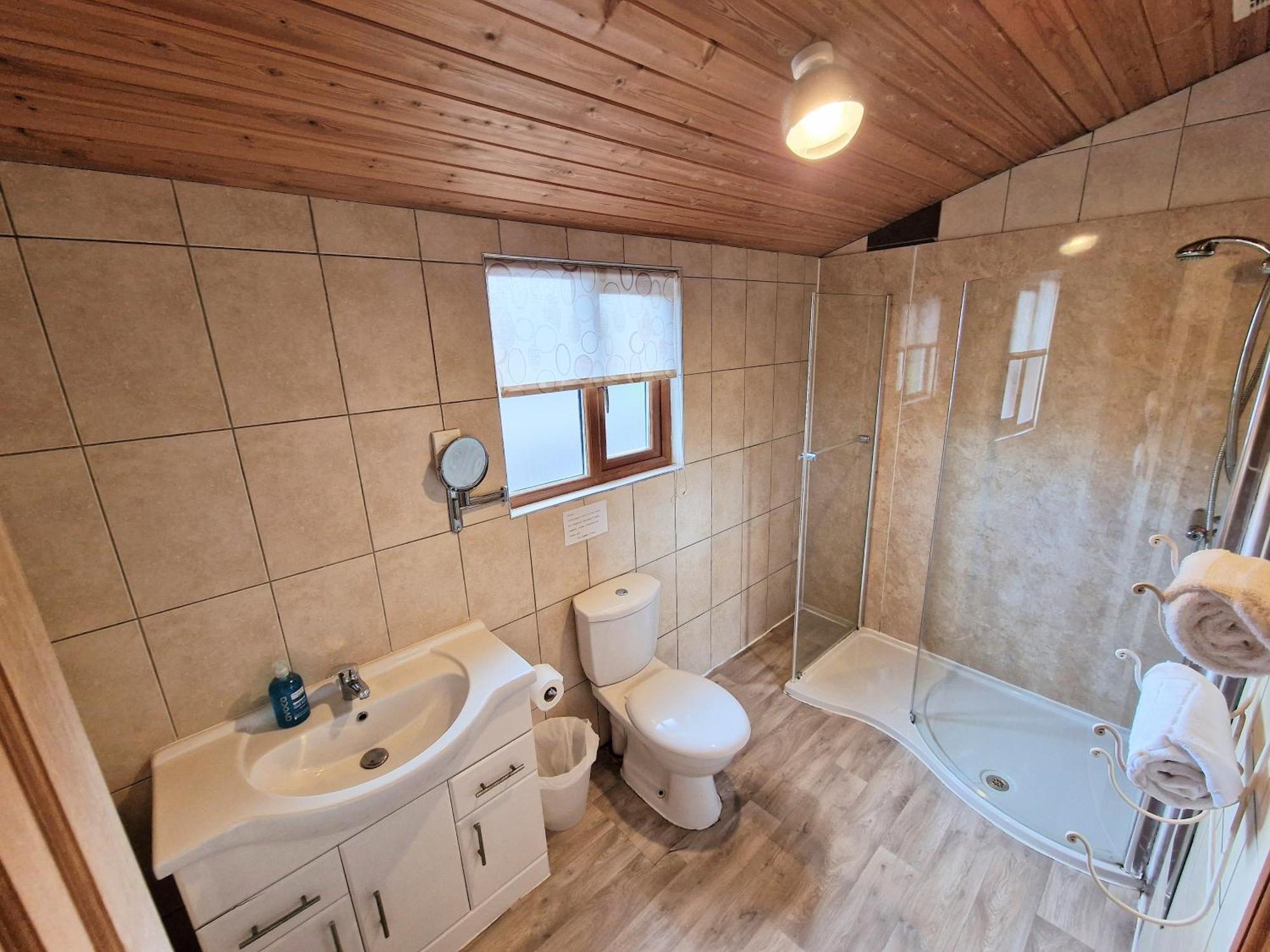 Вилла Lomond 5 With Private Hot Tub - Fife - Loch Leven - Lomond Hills - Pet Friendly Kelty Экстерьер фото